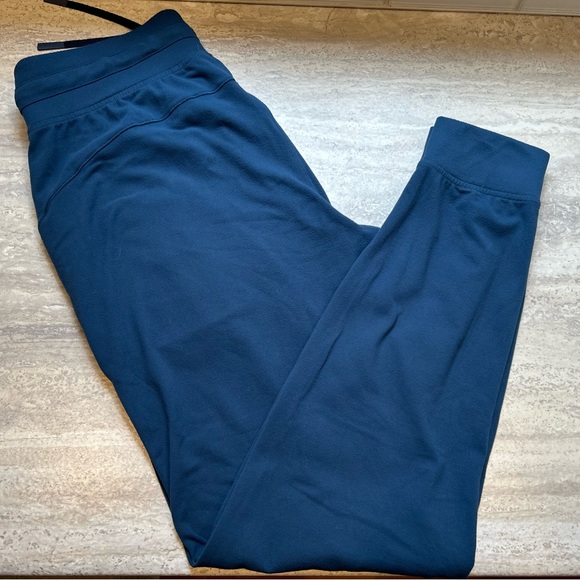 Lululemon Ready To Rulu Pant 29" - Picture 6 of 7